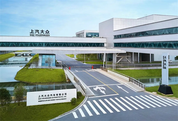 品牌丨合资品牌销冠续写传奇：上汽大众以"油电并进"迎战2025